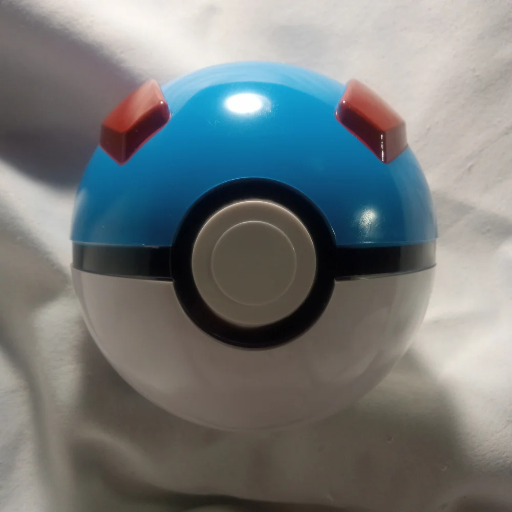 Pokemon Great Ball Tin & 4 Trainer Cards Bundle